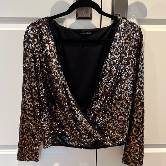 ZARA trf collection - Sequin Top size S - Picture 1 of 7